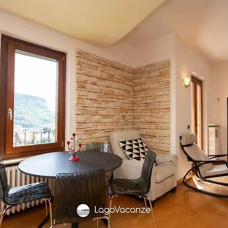 Casa Nel Garda (Verona)